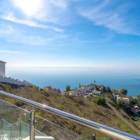 Fuer 6 Personen Ca 120 Qm In Nerja, Andalusien Costa Del Sol Apartment
